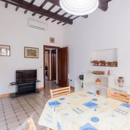 Appartement Trilocale Aragosta *